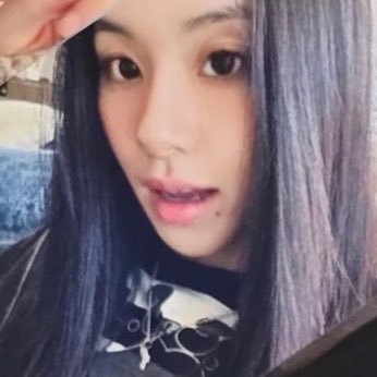 chaeyosarang's profile picture. #임나연 somethin’ about tonight feels meant to be, dance with me ♥︎ chaethehouse on ig