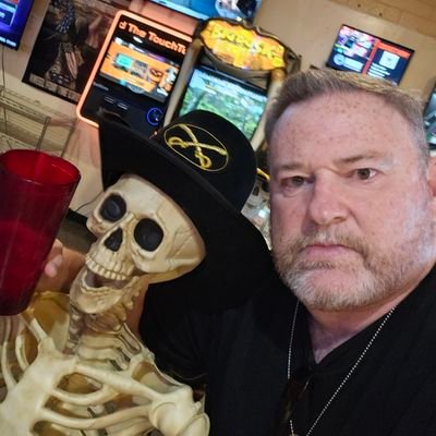 CavArmyDoc's profile picture. Army Combat Medic CAV- Texan - 2A - Conservative - MAGA - WHITE Strait Republican - I only add MAGA and Conservative -
I don't DM  -