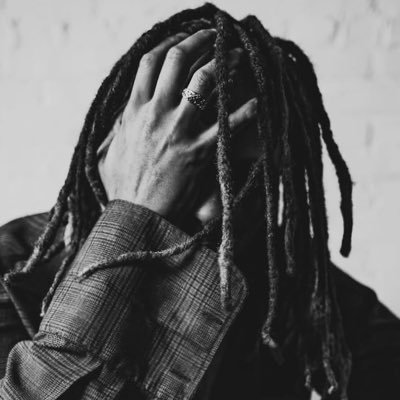 Seezyn_'s profile picture. 999 ⋆★⋆ Official Seezyn Twitter 🍂 #LLJW #TisArmy