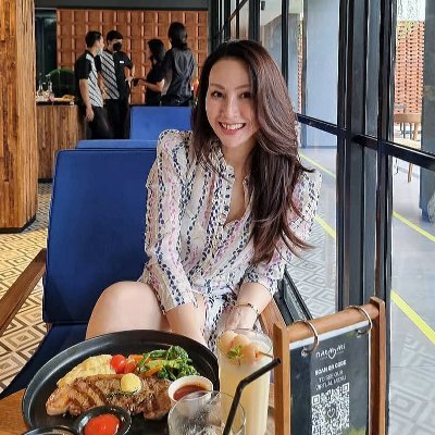 CMCDepool_'s profile picture. Powered by coffee ☕ and chaos.