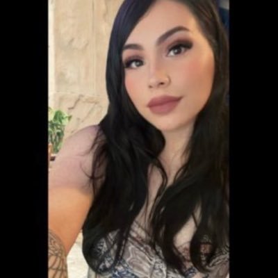 flyloreen's profile picture. I like ball