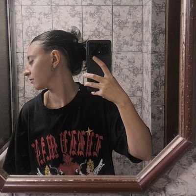Bertocco21's profile picture. foda-se eu