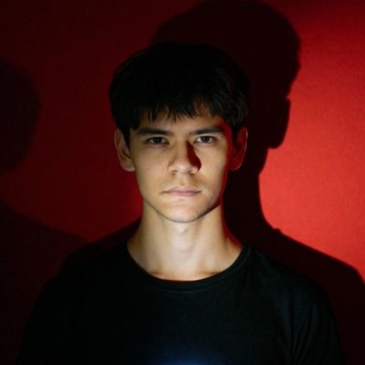 DDipovsky's profile picture. Thumbnails that get clicks │ Helping creators boost CTR │ DM for collab