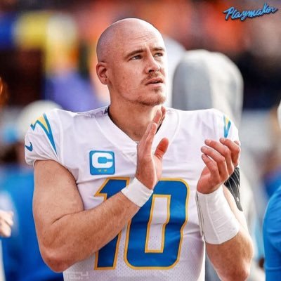 hawksucklol's profile picture. @Wanolaw