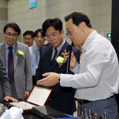 Rzppis's profile picture. 