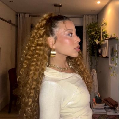 stalkeiomesmo's profile picture. é segredo