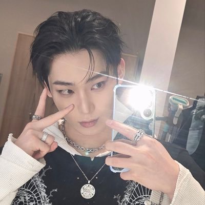 engenehearteu's profile picture. SOLELY just for ENHYPEN | Sunoo noticed me on his live! | 3/23/23, 5:42:21 pm