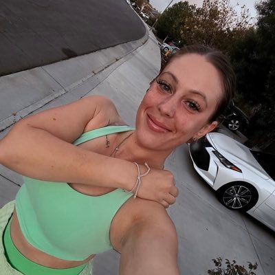 karys_victoria's profile picture. The only way to do great work is to love what you do,".🦋💫