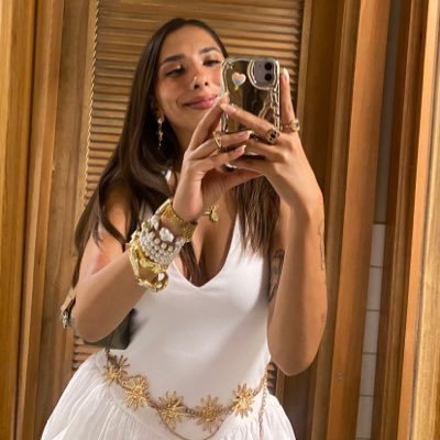 sakicimm's profile picture. who loves the sun 🎶