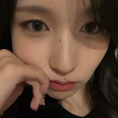 myouifav's profile picture. ♡  ⇨  미나   ⌕    𝟵𝟳. 🐧 𓂃♥︎ ー  m𝗶𝗻e ！