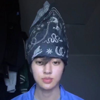 iamnoonada's profile picture. 나다모르는데나?알려줘야돼나.표현안하면나는몰라.