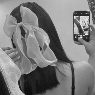 offtothedelrey's profile picture. Painting, sketching and daydreaming…