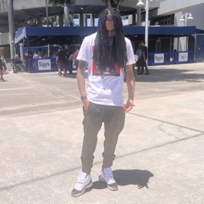jovantaej009's profile picture. 💙🎯 free jdubb🙏🏾 life is what you make it on everything….on pound grave💙