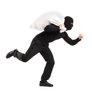 domuthethief's profile picture. 늦게 배운 도둑질이 무섭다