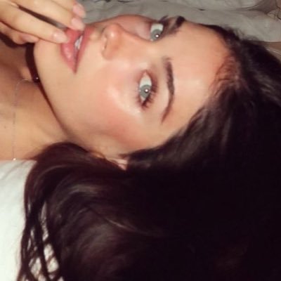 jenniebintaro's profile picture. 