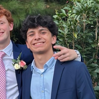 SimonBesnoy's profile picture. || NHS ‘27 || @Tide1009 content and production intern || Photographer || @AlabamaBSB beat writer ||