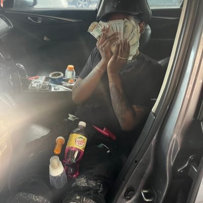 rellhunxho's profile picture. new page 🇹🇹