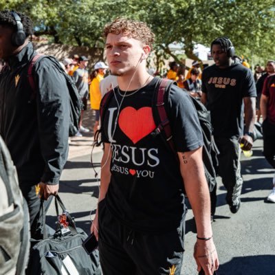 graysonrigdon1's profile picture. RB @ASUFootball 🚨4X State Champion- 5X POTY🚨-3X Athlete of the year- 🏀23, Nations leading scorer 47.3 ppg