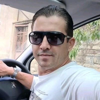 EmmanuelIk8766's profile picture. Furniture