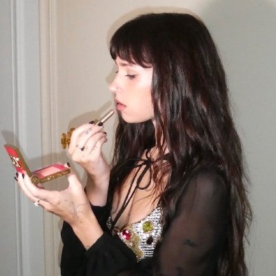 LucasKatashi's profile picture. a bit of art