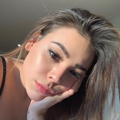 ragalhaes_'s profile picture. sou fã e hater de reality e cadelinha do andrew deluca | caprichete nas horas vagas 🎒🏰