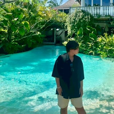 tkme7326's profile picture. 人生どん底→フルコミ営業→会社員SE→フリーランス4年目｜インフラ,セキュリティに関する何でも屋さん(月単価100万↑)｜米国株｜食べ歩き｜陸マイラー｜ポーカー｜ENFP-A｜ITエンジニア向けの単価UPコンサル始めました（固定ツイート参照）
