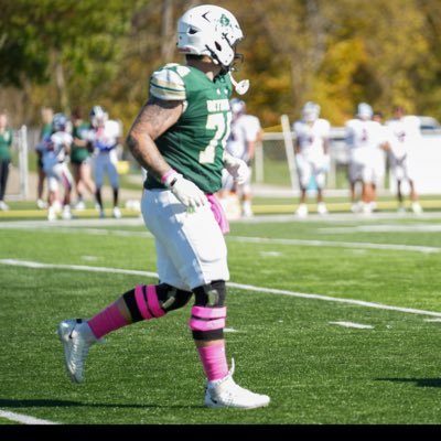 feuchtchriss's profile picture. (6’3 280 OL/DL  TRANSFER LINEMEN 2+ YRS ELIGIBILITY) BWV (28) CHS (23) 🦈 va—wv NCAA ID# 2511772923