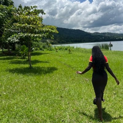 uninayah's profile picture. Lawyer Snap me @ Agyapomahhh Find me on insta (uninayaa)