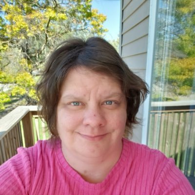 SnowWhiteMama39's profile picture. I’m 39, female, I’m a married woman & a mom of 21 yrs. I ❤️L.O.V.E. & rainbows 🌈
