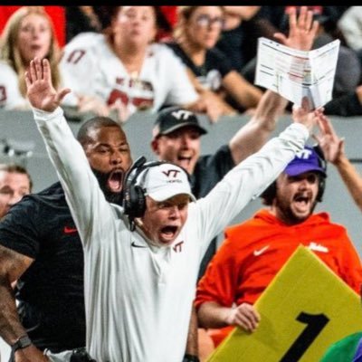 BackIn_TheBurg's profile picture. Poster previously known as @BackInTheBurg who’s suspended for no reason. #ChristFollower Bburg to DMV to NJ to Philly to Boston to RDU to Bburg 🇯🇵🇺🇸🇸🇪