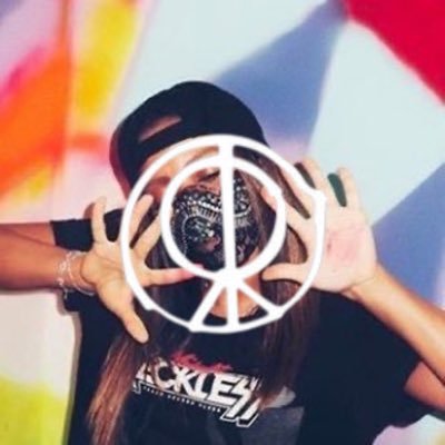 obamanitter's profile picture. fan account/parody for @rosalia and @Anitta