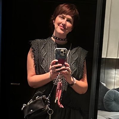 ReginadelC's profile picture. 
