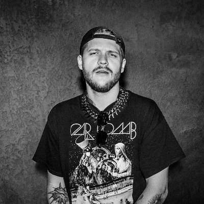 MUERTEisdead's profile picture. Dubstep is dead. Dubstep is MUERTE.

MGMT: 
adrian@continuamgmt.com
Kelly@continuamgmt.com