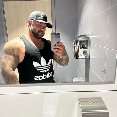 0MarkRonald88's profile picture. Less perfection, more authenticity.

Not actually a fan of racist 🙅🏼‍♂️