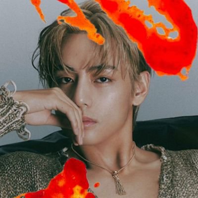 thminee's profile picture. They're my babies, they're iconic @BTS_twt ᥫ᭡