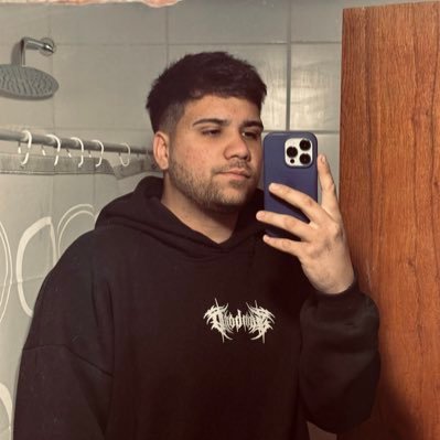 LuchoPersia1's profile picture. 