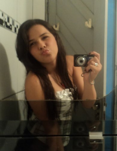 -
#teimosa , preguiçosa , grossa , 14 aninhos , sou das @novinhas_luxo e namorada do @jonnyE_Carvalho ∞