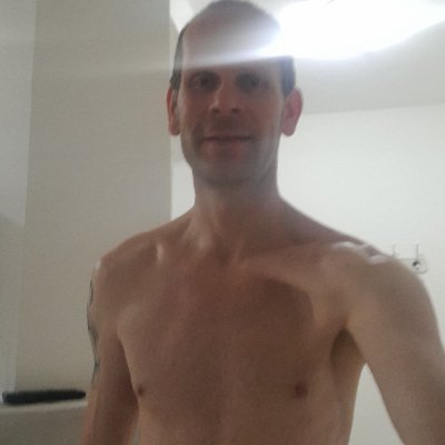 henriksenffrode's profile picture. 