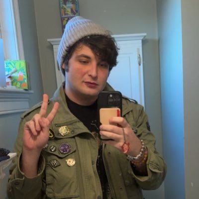 @Danidoesmagic