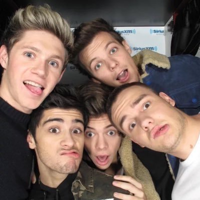 AlwaysLourry7's profile picture. 💚OT5💙 XF OG 🇮🇪🧡 Promise 💛 Adult Unfortunately 💔Miss You Lima 🐦‍⬛ Sometimes I write ✍️ 💙 Still in Bucket List Era 🌈⚓️ 🪢 🍤💟🍋HDIGH #endcloseting