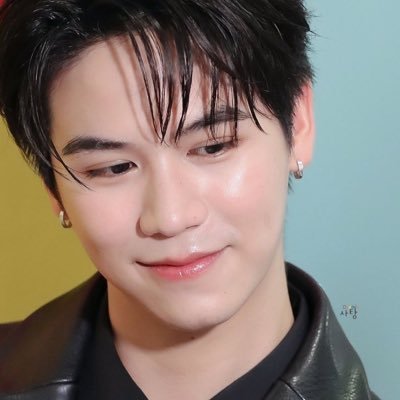 brownsxugar_'s profile picture. sayang cowok kpop dan cowok Thailand🫶