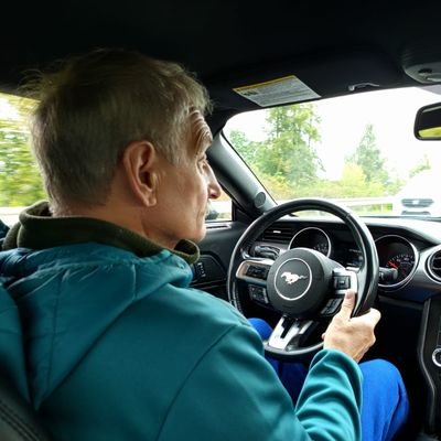 andloban's profile picture. люблю Украину!🇺🇦🇨🇿🇮🇱🇺🇲🇩🇪