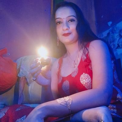 EleenaBiswas's profile picture. Hello I am Eleena..a straightforward bong girl..ambitious..mamma's princess.. 
Facebook profile link👇👇👇👇👇
https://t.co/yiypijYy1V
