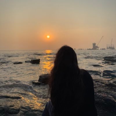 geethsssssss's profile picture. Clueless. Tired. Engineer.