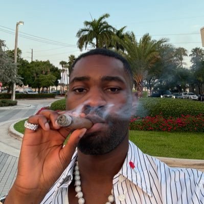 RazleTannoh_10's profile picture. ✨positivity is key 💫|| @ManUtd || If you can’t see the M attached to my follower get your eyes checked out