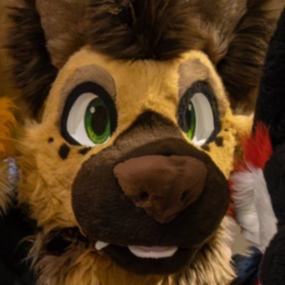 @YeenNico