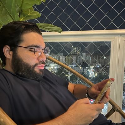 egtejada's profile picture. “We are all in the gutter, but some of us are looking at the stars”
