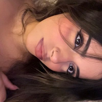 farahlynx1's profile picture. shameless