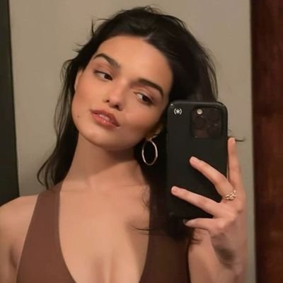 cineseni's profile picture. a lot of fandoms not enough space