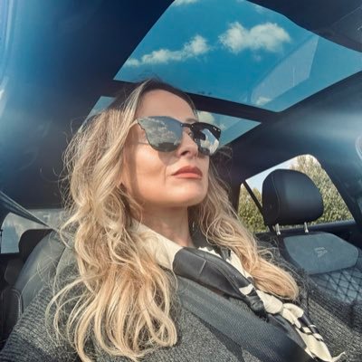 ogretmennnhanim's profile picture. ♒️